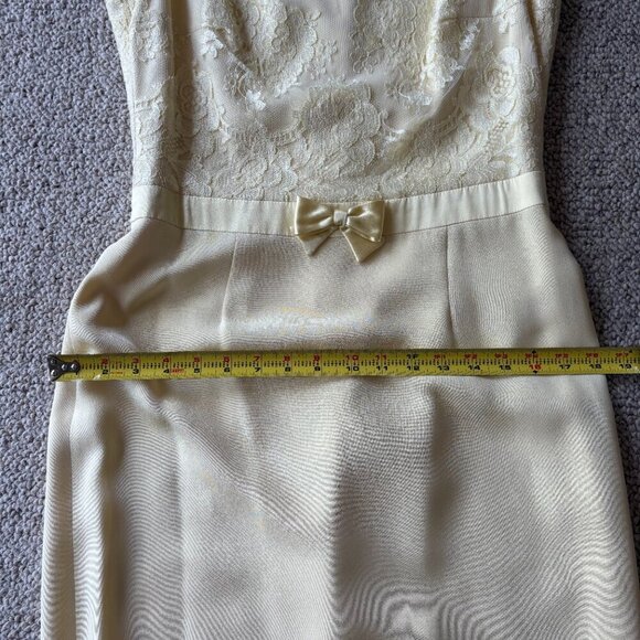 Escada Couture Luxury Vintage Butter Yellow Dress & Matching Jacket | Size 38 - Picture 11 of 15